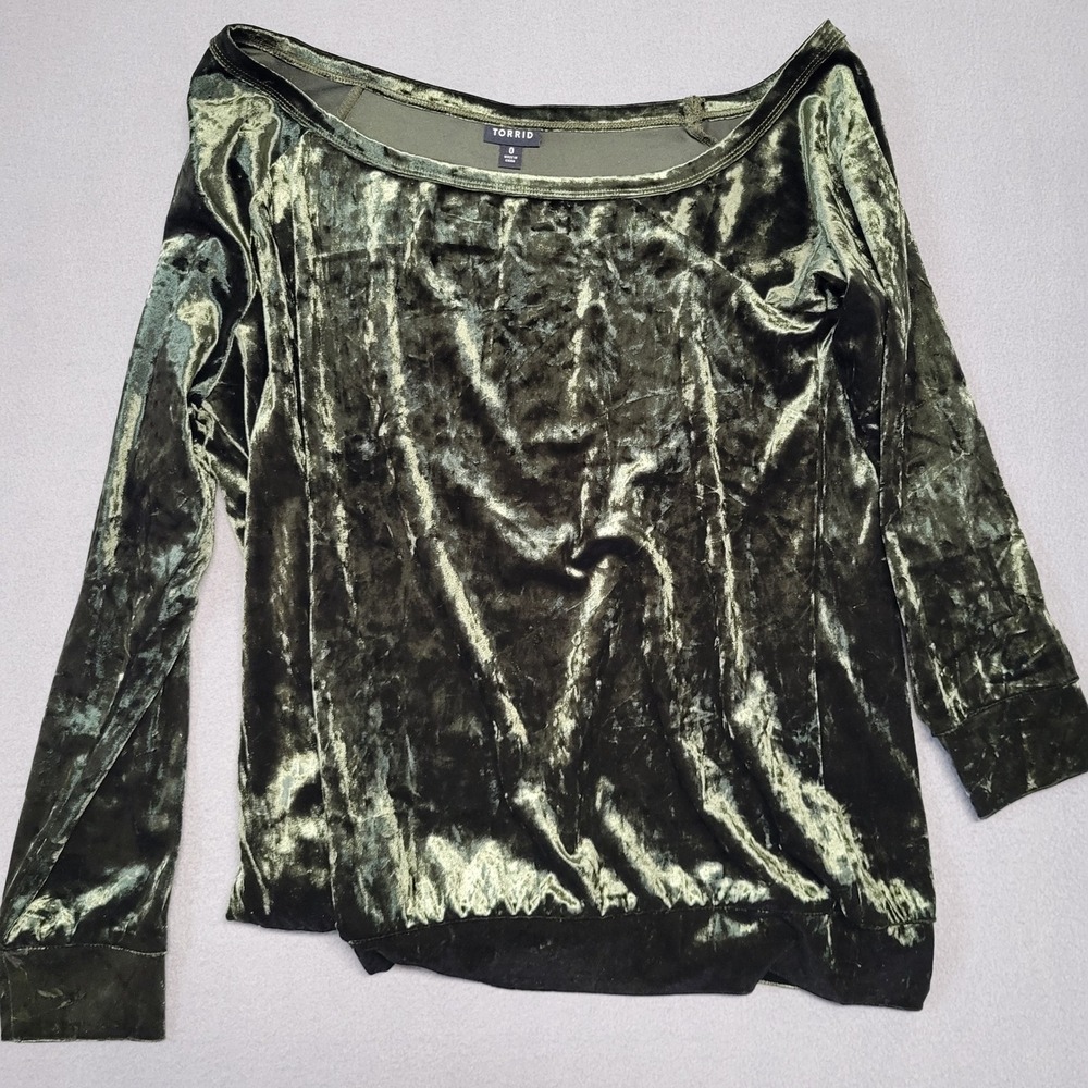 Torrid Olive Green Crushed Velvet Off‎ Shoulder Top Size 0 Plus Long Sleeve